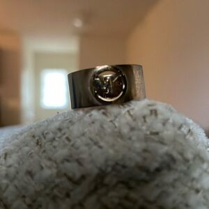 MICHAEL KORS Goldtone Ring Size 9